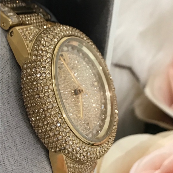 🌷Authentic MICHAEL KORS Gold Watch🌷 - Picture 8 of 8